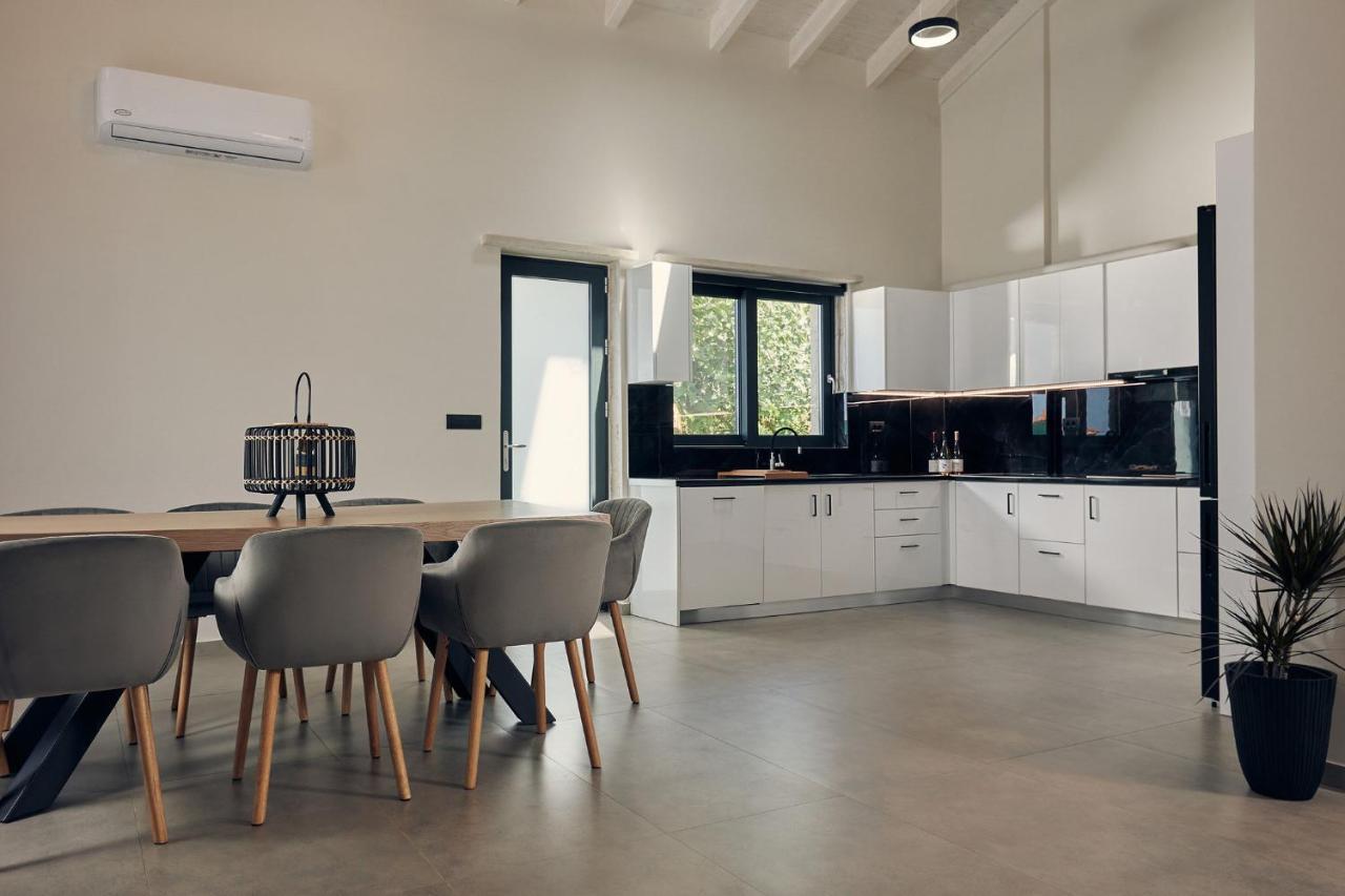 Mouzaki'S Stone Villas Volimes ภายนอก รูปภาพ