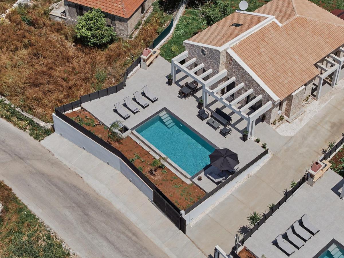 Mouzaki'S Stone Villas Volimes ภายนอก รูปภาพ